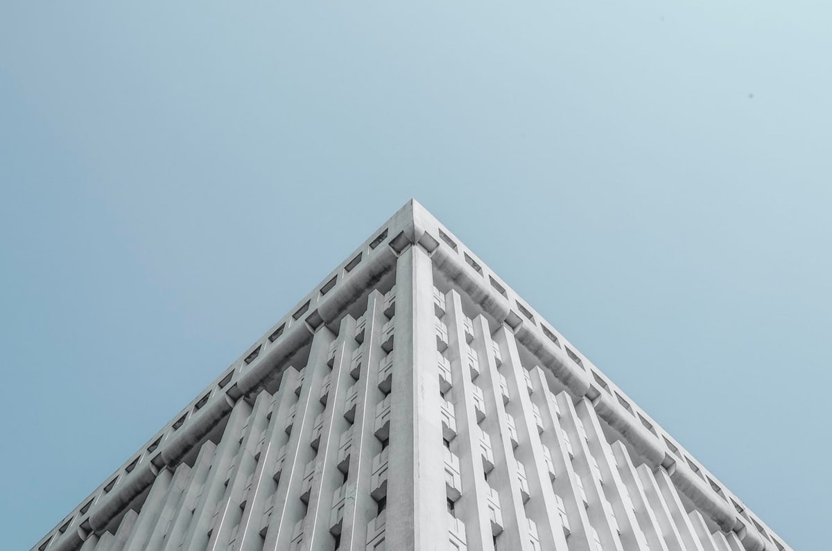 五大联赛夺冠概率出炉！拜仁巴黎接近百分百，国米阿森纳巴萨超九成！